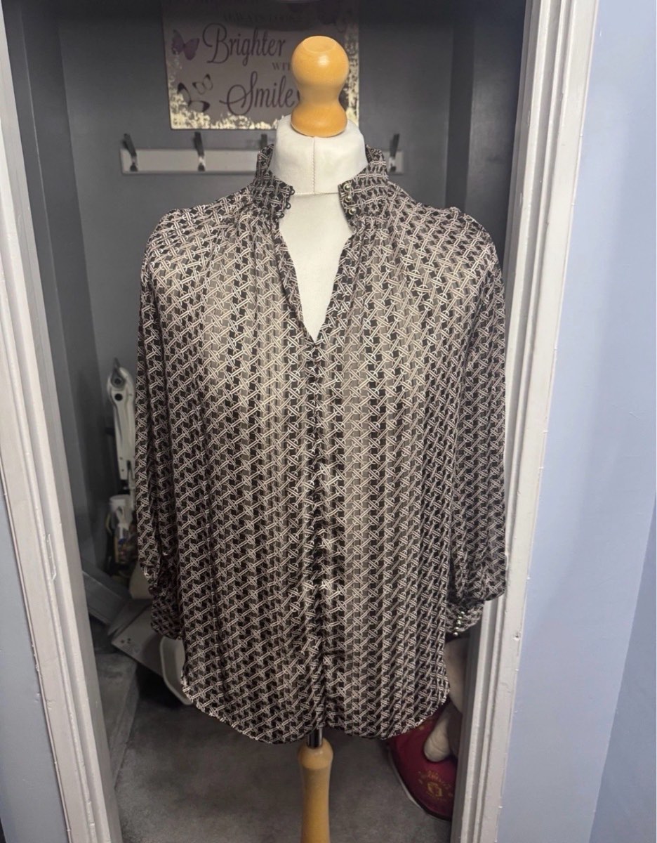 H&M Blouse Black Beige Geometric Print UK 14 High Neck Gold Button Detail