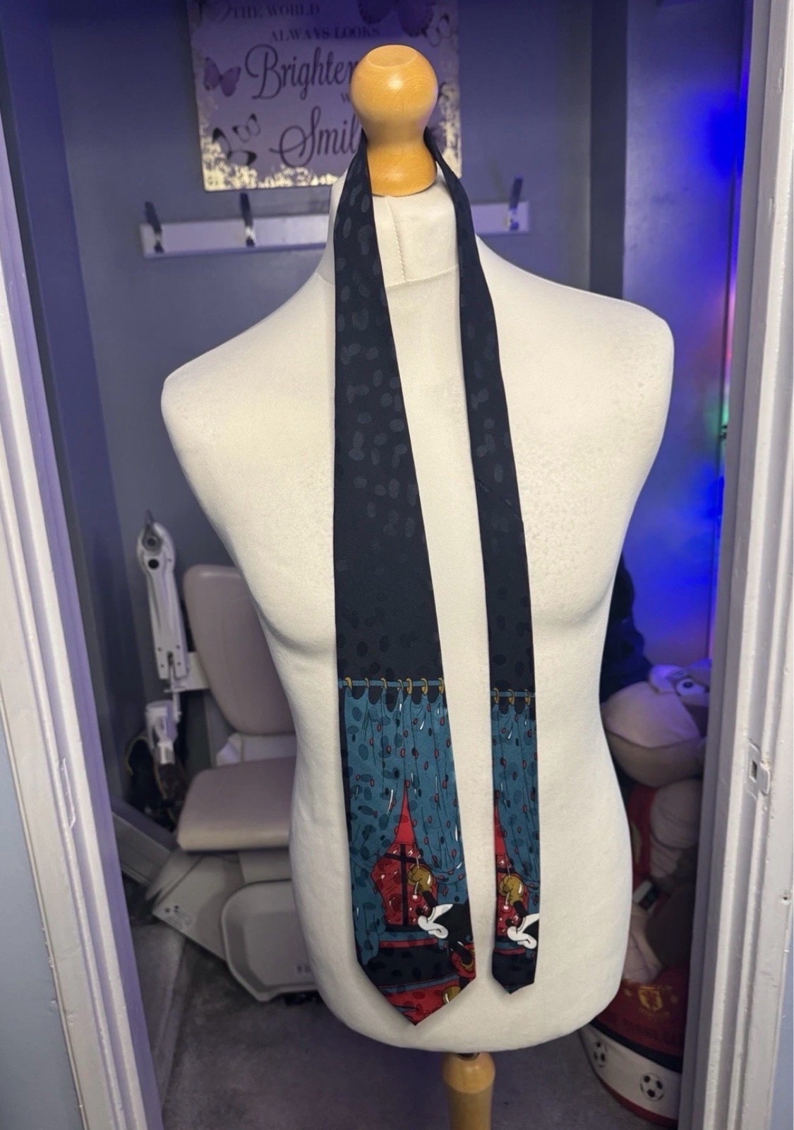 Vintage Mickey Unlimited Disney Mickey Mouse Black Blue Novelty Tie