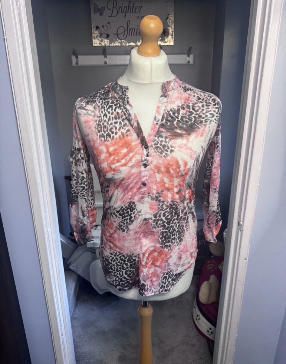 Wallis, Animal Print Blouse, Pink Multi, UK 10 (3/4 Sleeve Lightweight Top)