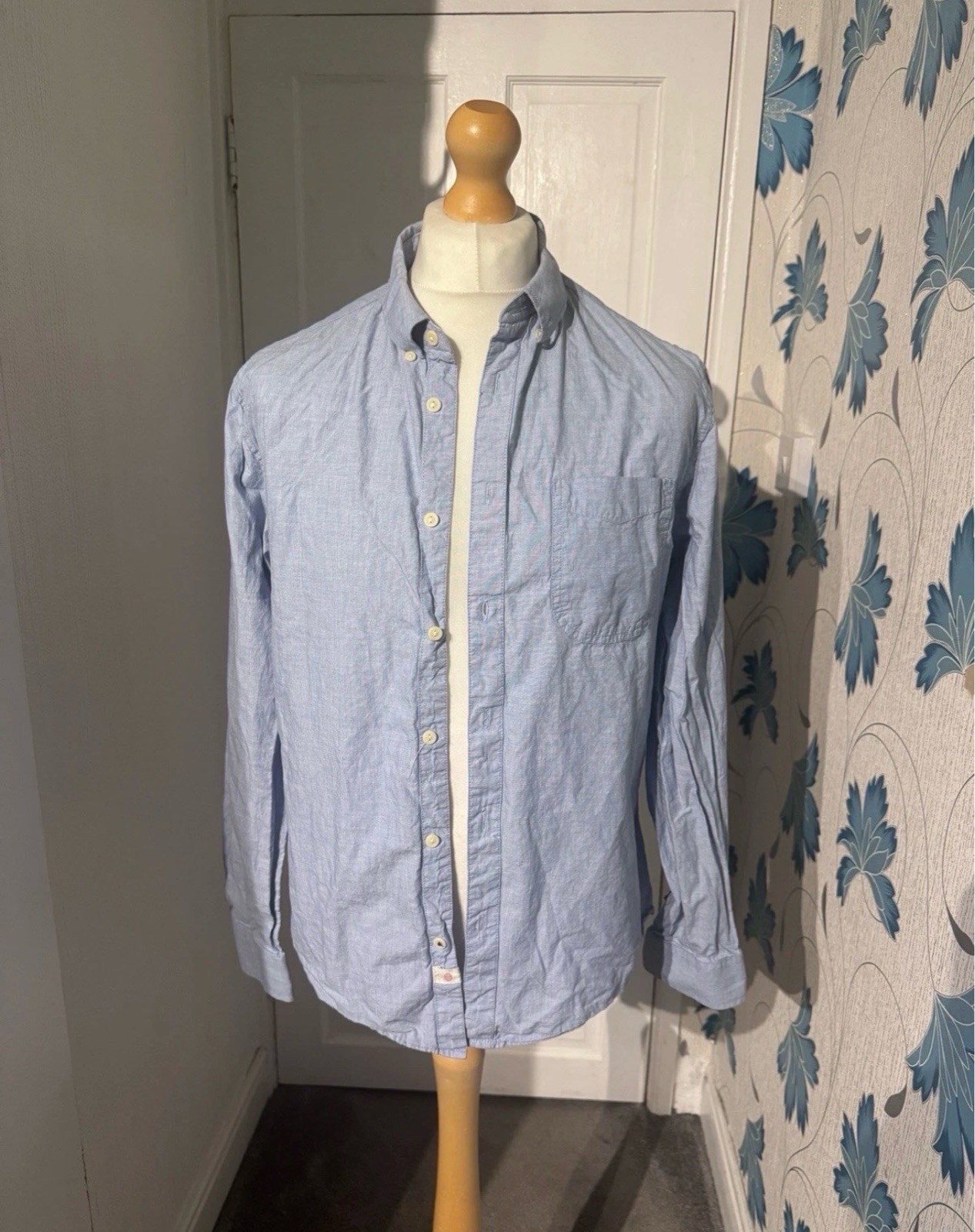 Burton Menswear Men’s Shirt Light Blue Large Fitted Cotton Button Down