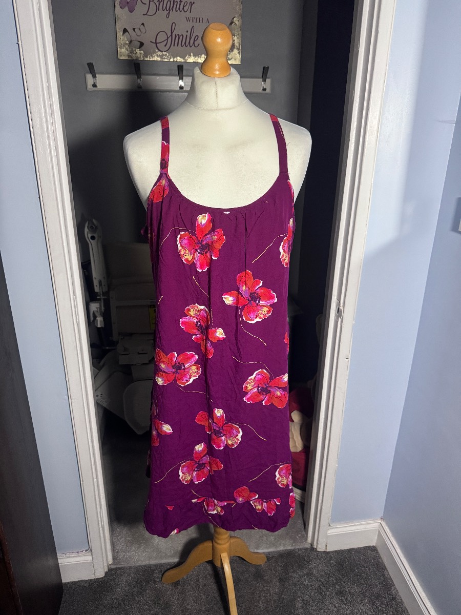 Bonmarché Strappy Midi Dress Purple Poppy Print UK 22 100% Viscose Summer