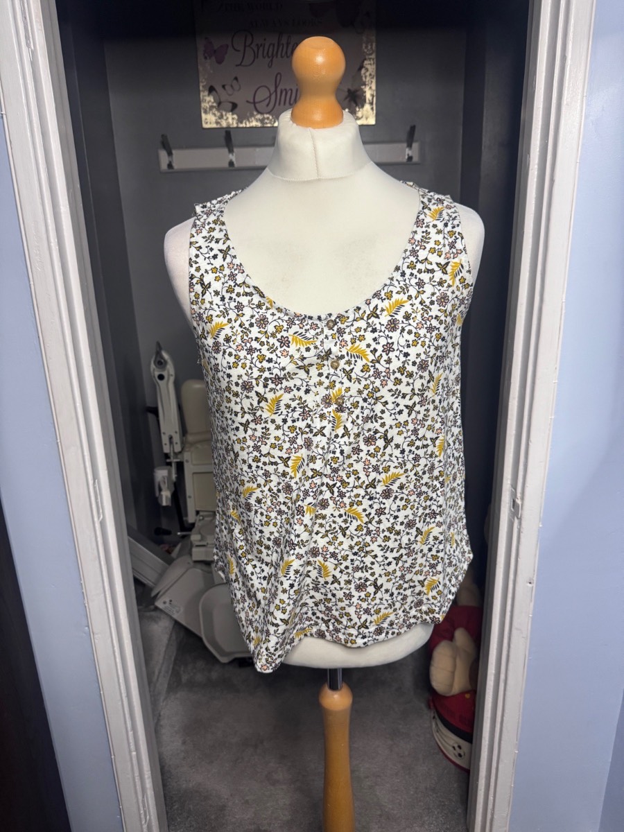 M&S Collection Vest Top Ivory Floral UK 14 Button Detail Summer Cotton