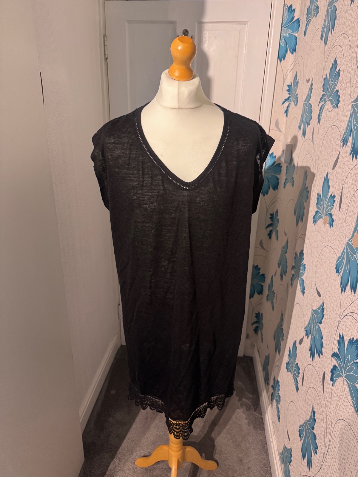 F&F Black Mini Shift Dress UK 22 Lace Trim V Neck Plus Size Summer