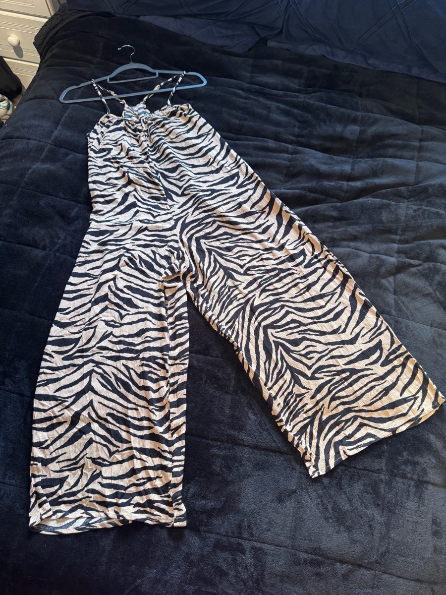 New Look Strappy Wide Leg Jumpsuit Zebra Print Beige Black UK 6 BNWT