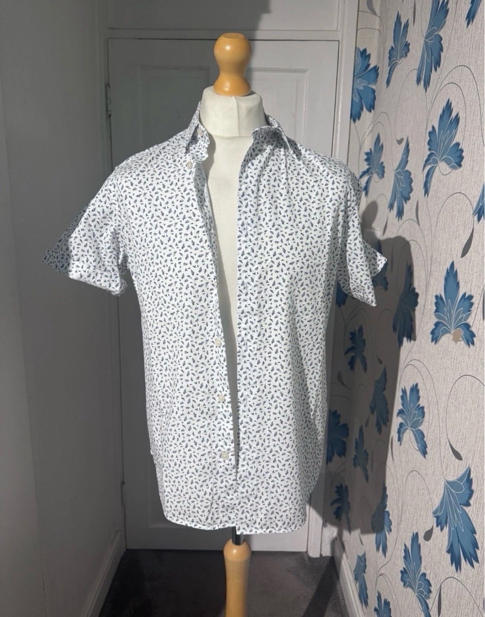 M&S Collection Short Sleeve Shirt White Blue Leaf Print Small Pure Cotton Summer