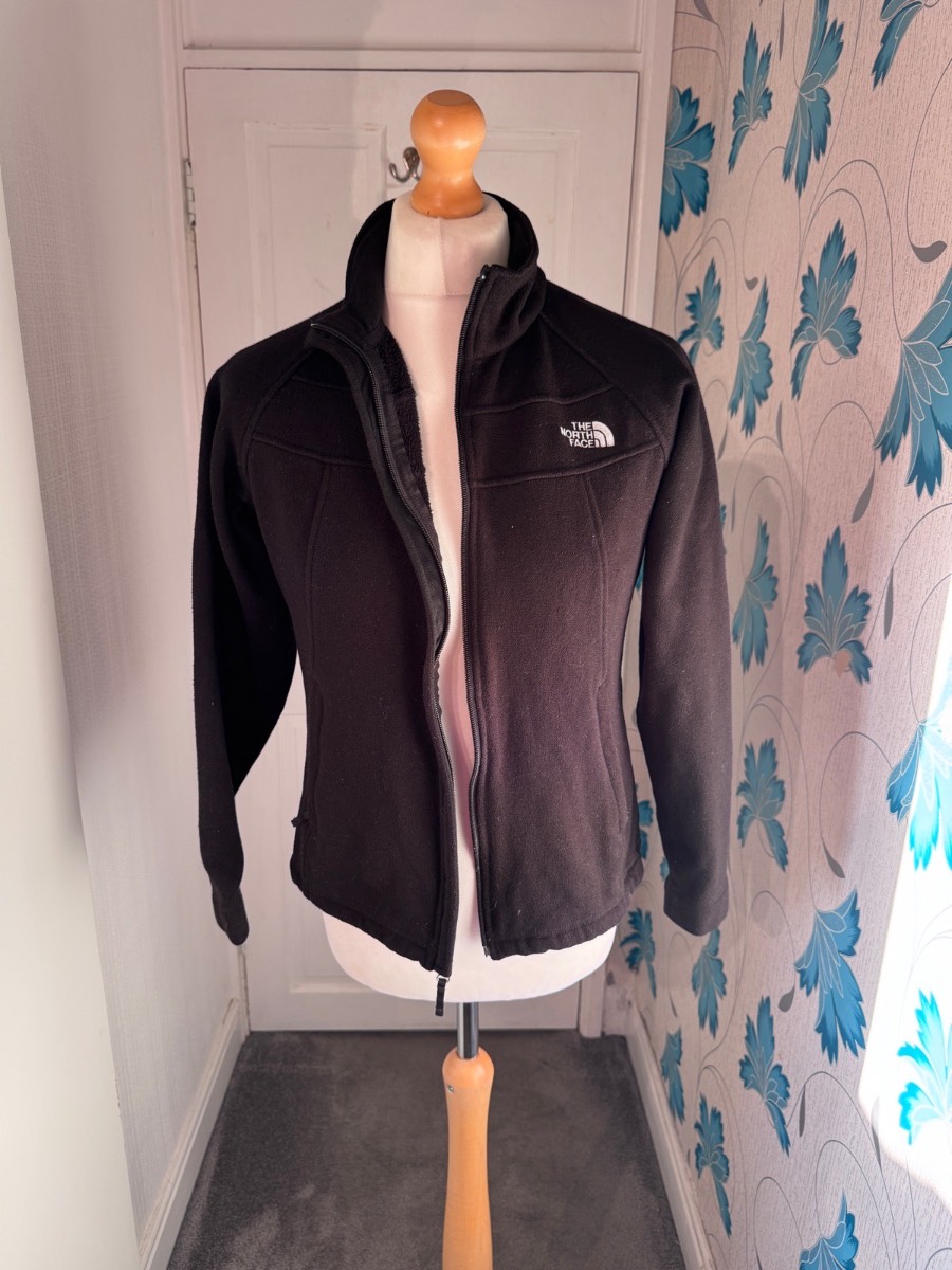 The North Face Fleece Jacket Black Women’s Medium M Full Zip Outdoor Hiking