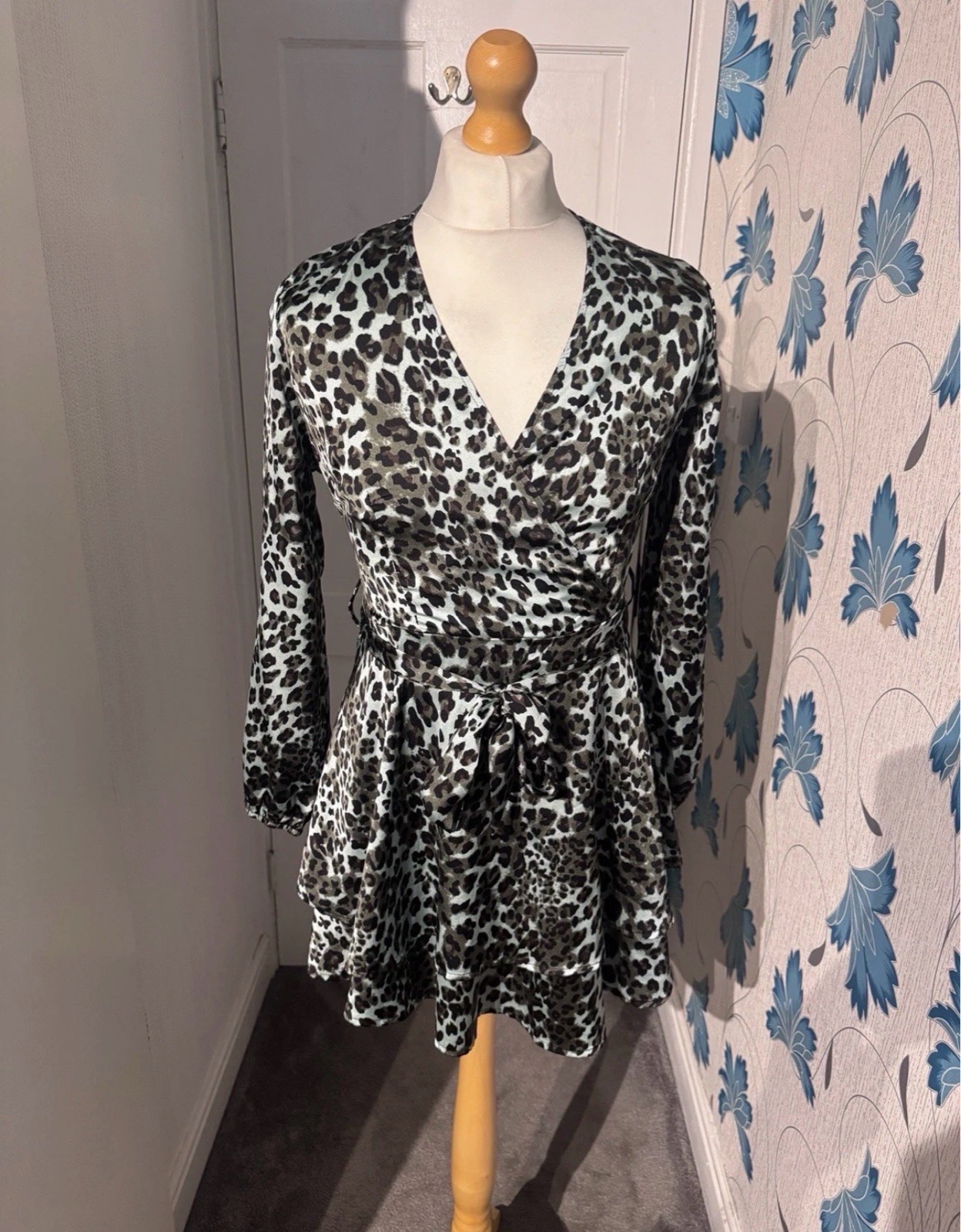 Quiz Leopard Print Wrap Mini Dress Green UK 12 Satin Tie Waist Party