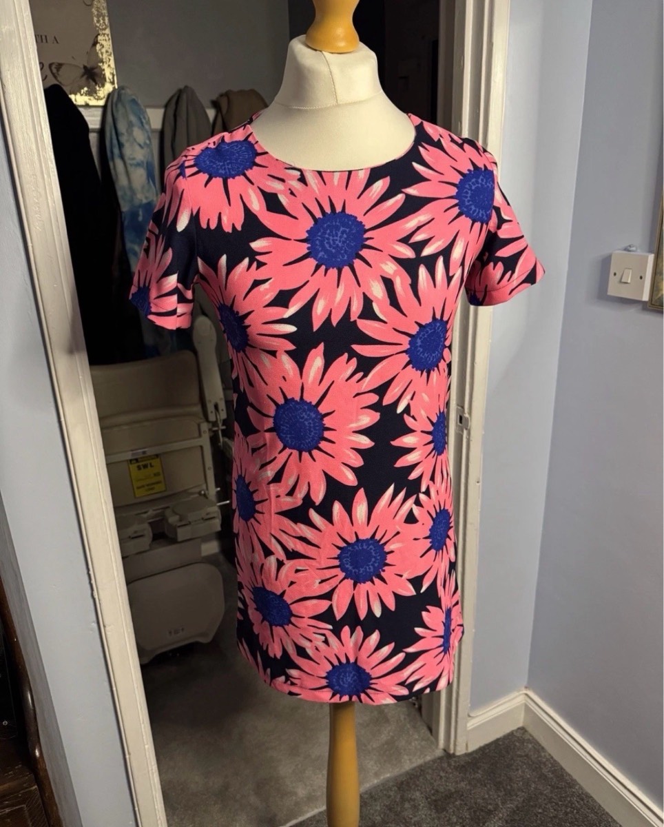 Vera & Lucy Mini Shift Dress Pink Floral UK 12-14 (M/L) Open Back Summer