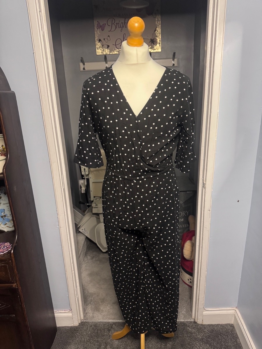Monki Jumpsuit Black Polka Dot Size M Wrap Wide Leg Cropped Culotte