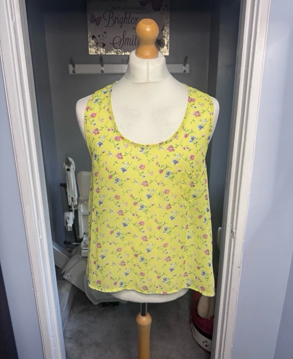 Cameo Rose Sleeveless Floral Vest Top Yellow UK 14 Lightweight Summer Blouse