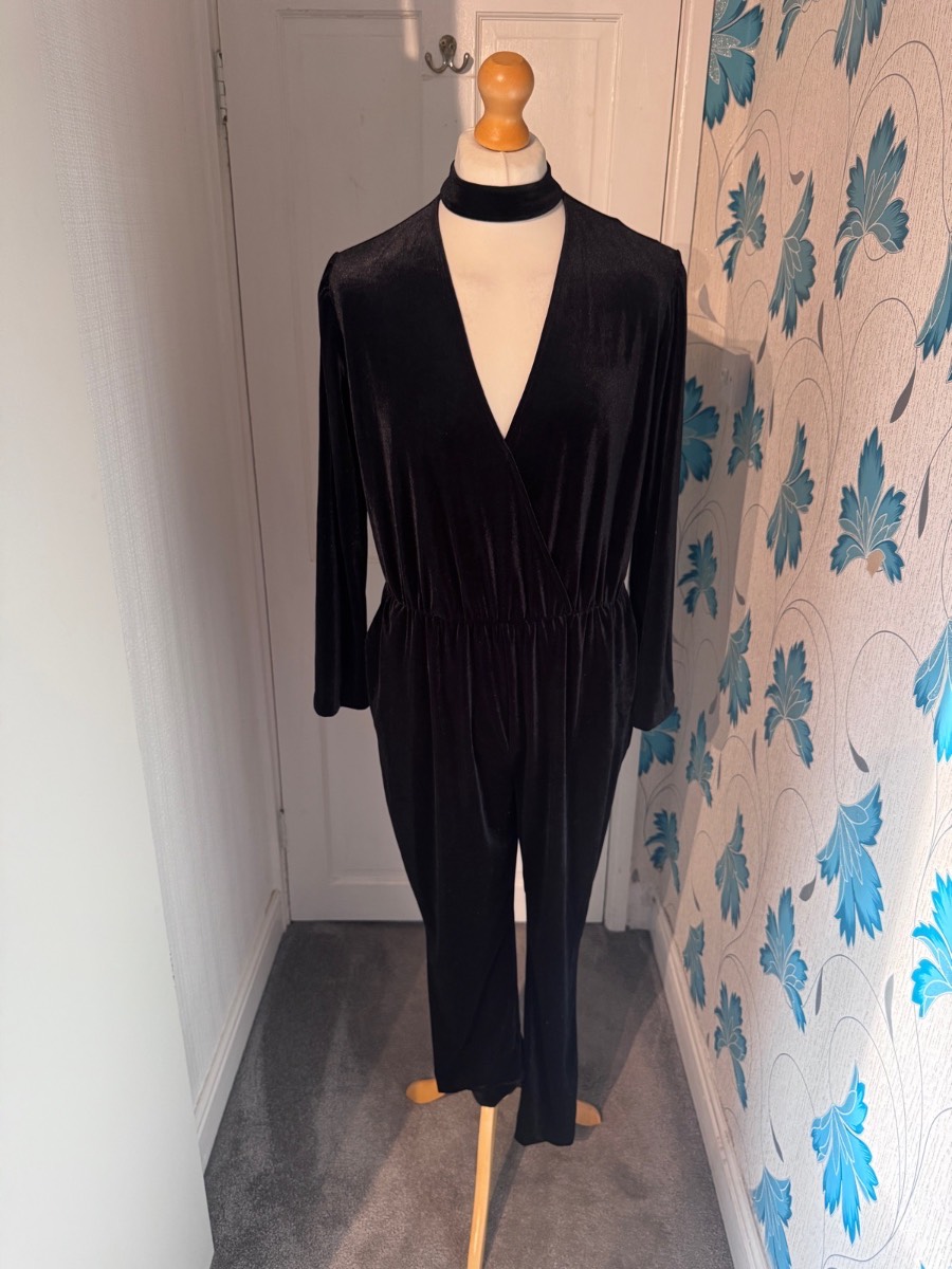 Peacocks Velvet Jumpsuit Black UK 18 Choker Neck BNWT Evening Party Wide Leg