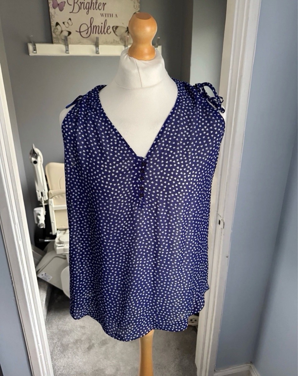F&F Sleeveless Blouse Blue Heart Print UK 16 V Neck Tie Shoulder Top