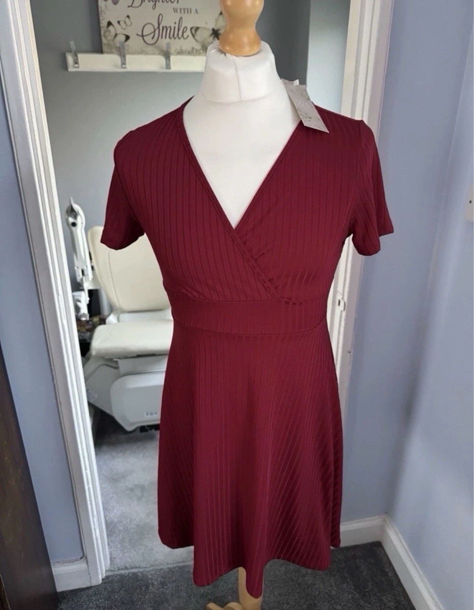 Emery Rose Wrap Dress Burgundy Ribbed Short Sleeve UK 14/16 (L) BNWT Summer