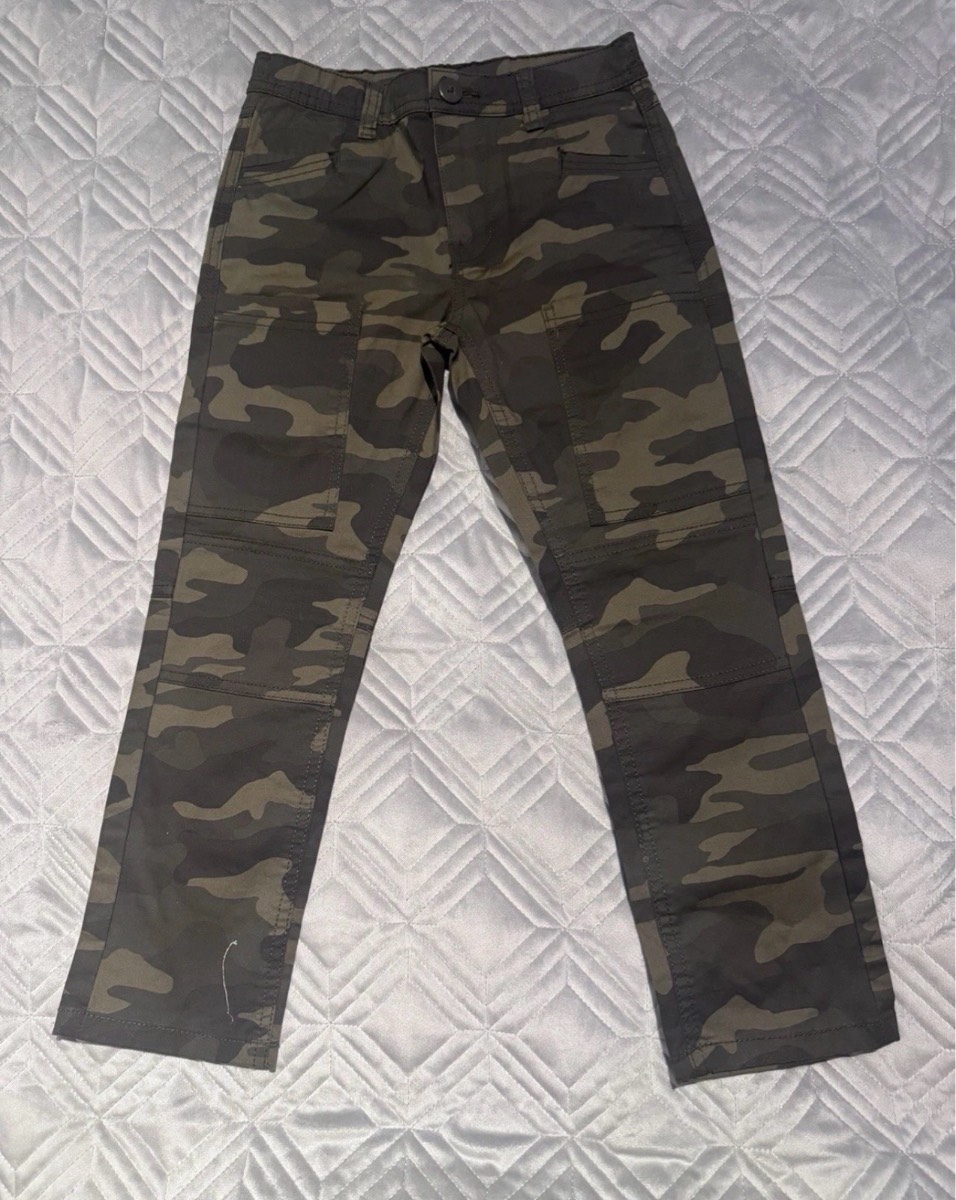 M&Co Kids Camo Trousers Green 6-7 Years (122cm) NWT Stretch Utility Cargo Style