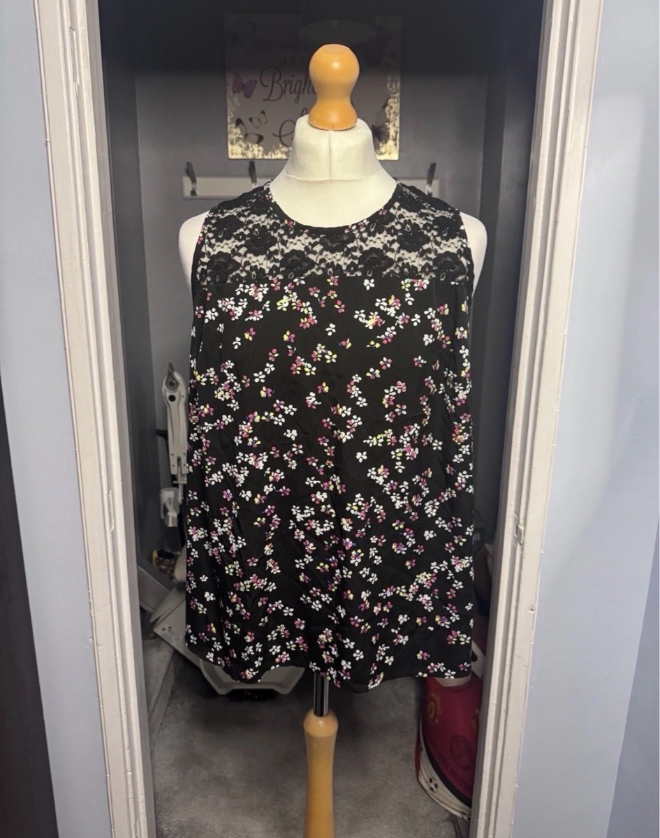 New Look Inspire Sleeveless Floral Lace Top Black UK 20 Ditsy Print Blouse
