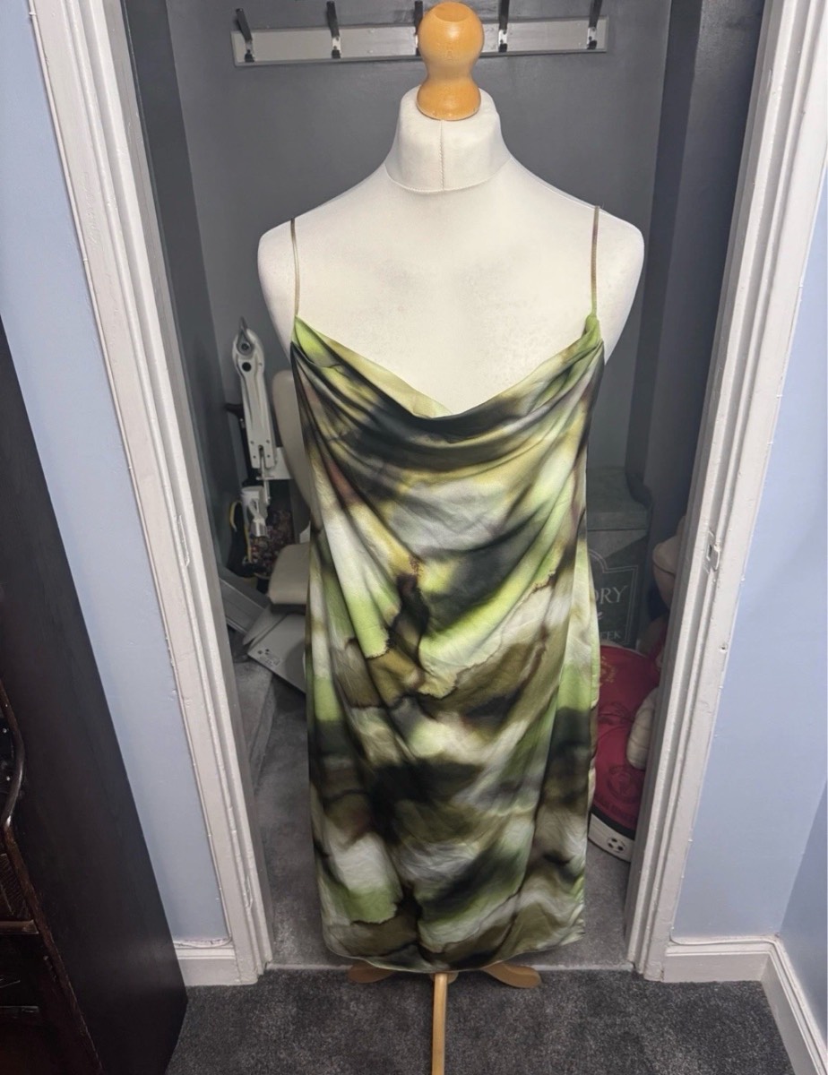 George G21 Summer Satin Cowl Neck Midi Slip Dress Green Abstract Print UK 18 BNWT