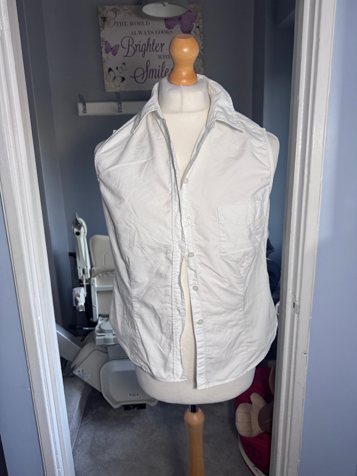 Marks & Spencer Sleeveless Shirt, White, UK 16, 100% Cotton Summer Blouse