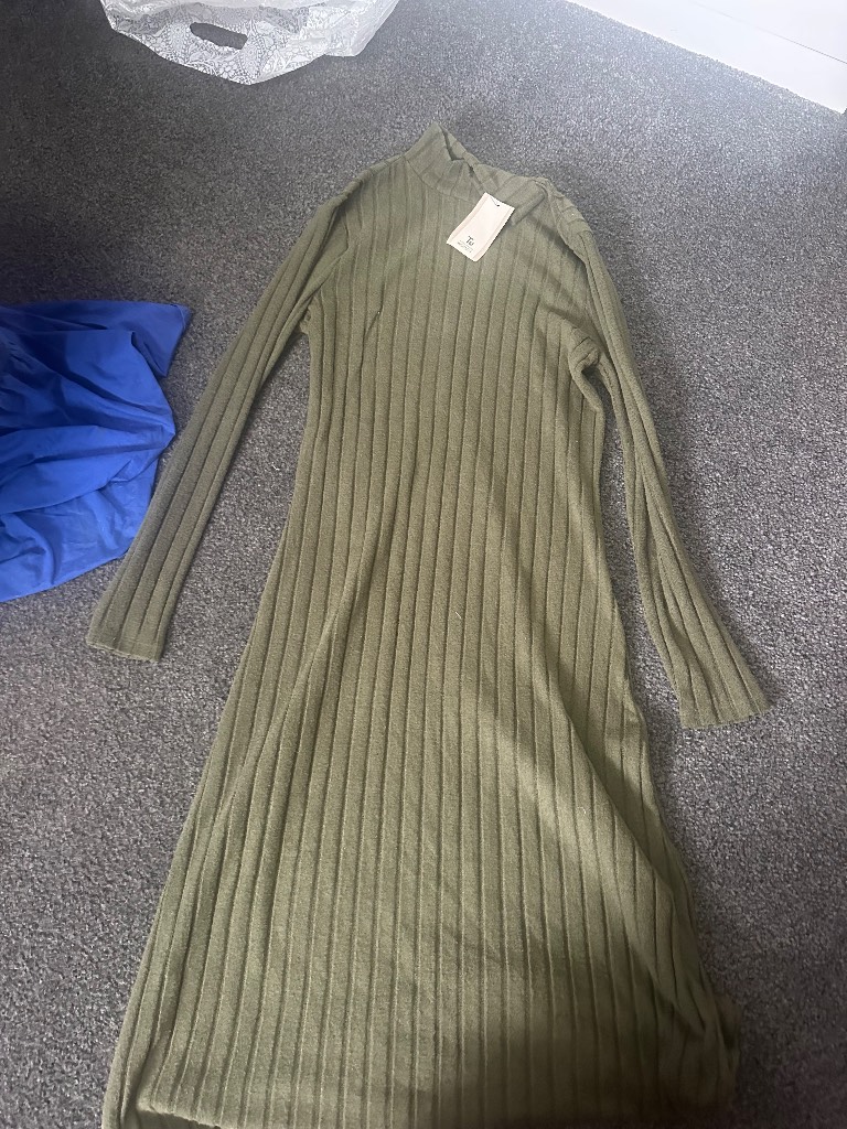 Long sleeve dress