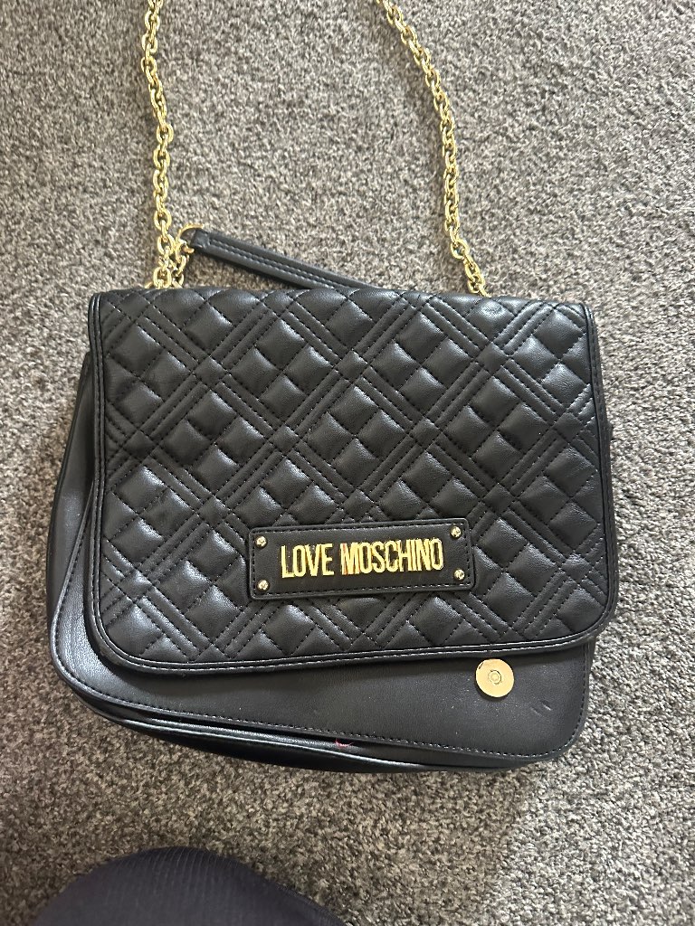 Love moschino bag