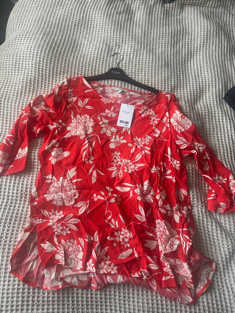 Next red floral top