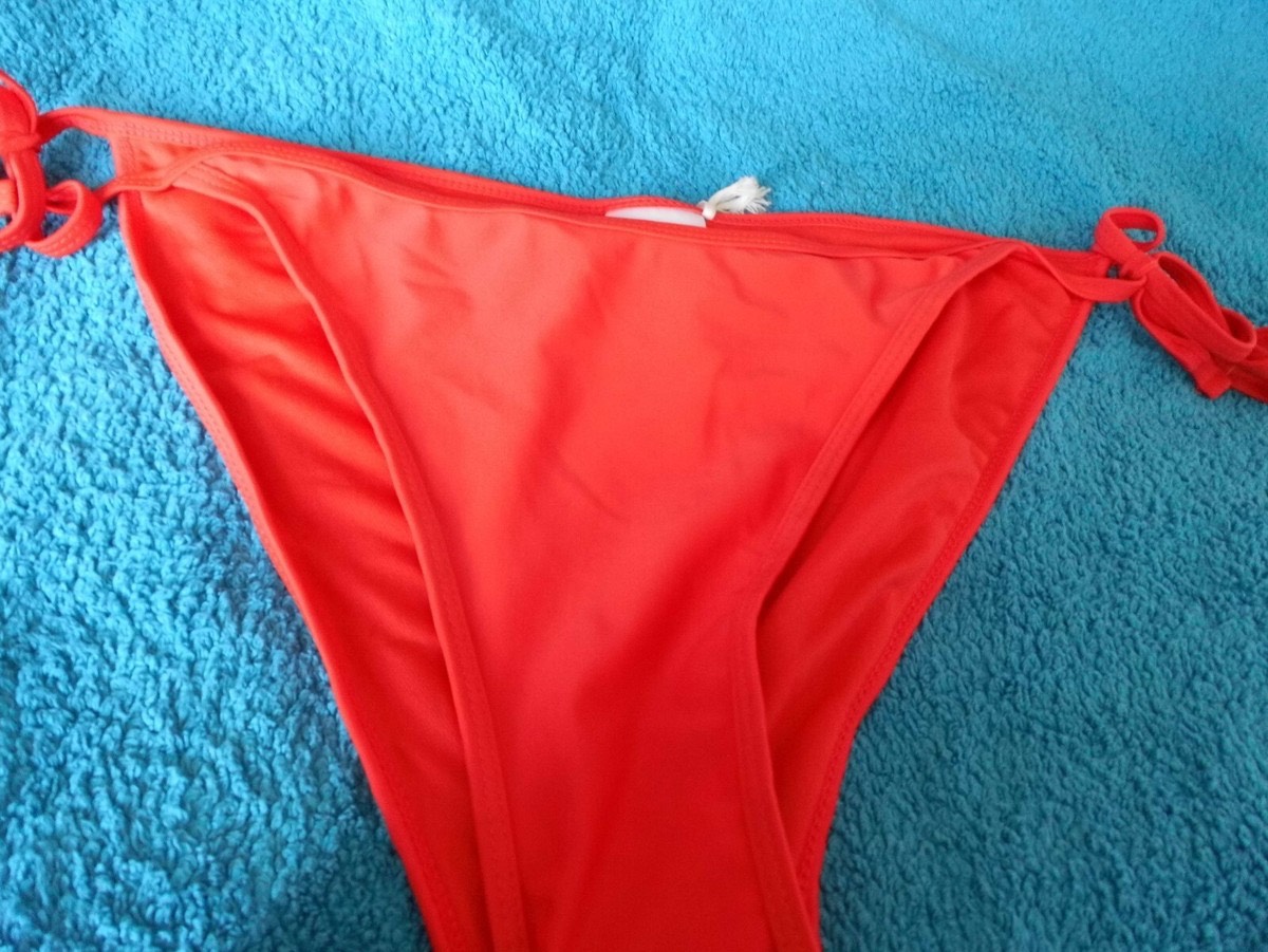 SoulCal & Co red bikini bottoms