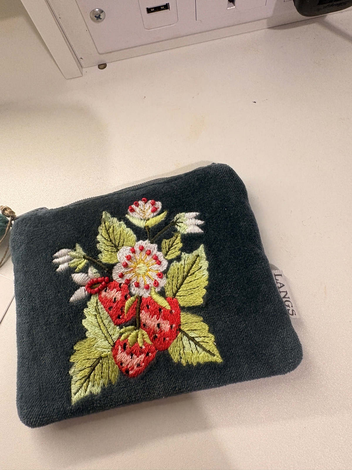 Langs velvet Strawberries coin purse