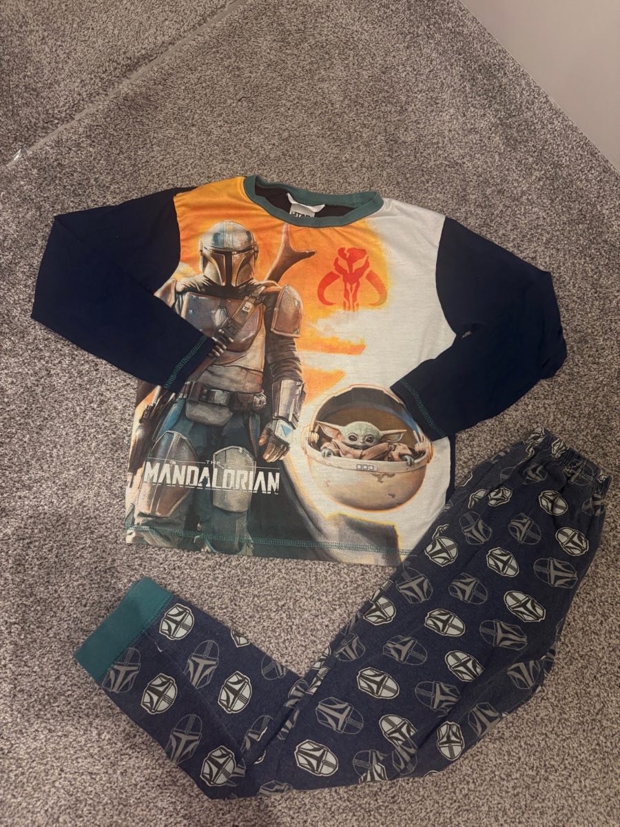Star Wars Boys Mandalorian Pyjamas Kids Baby Yoda The Child Full Length Pjs Set Nightwear Tee + Loun