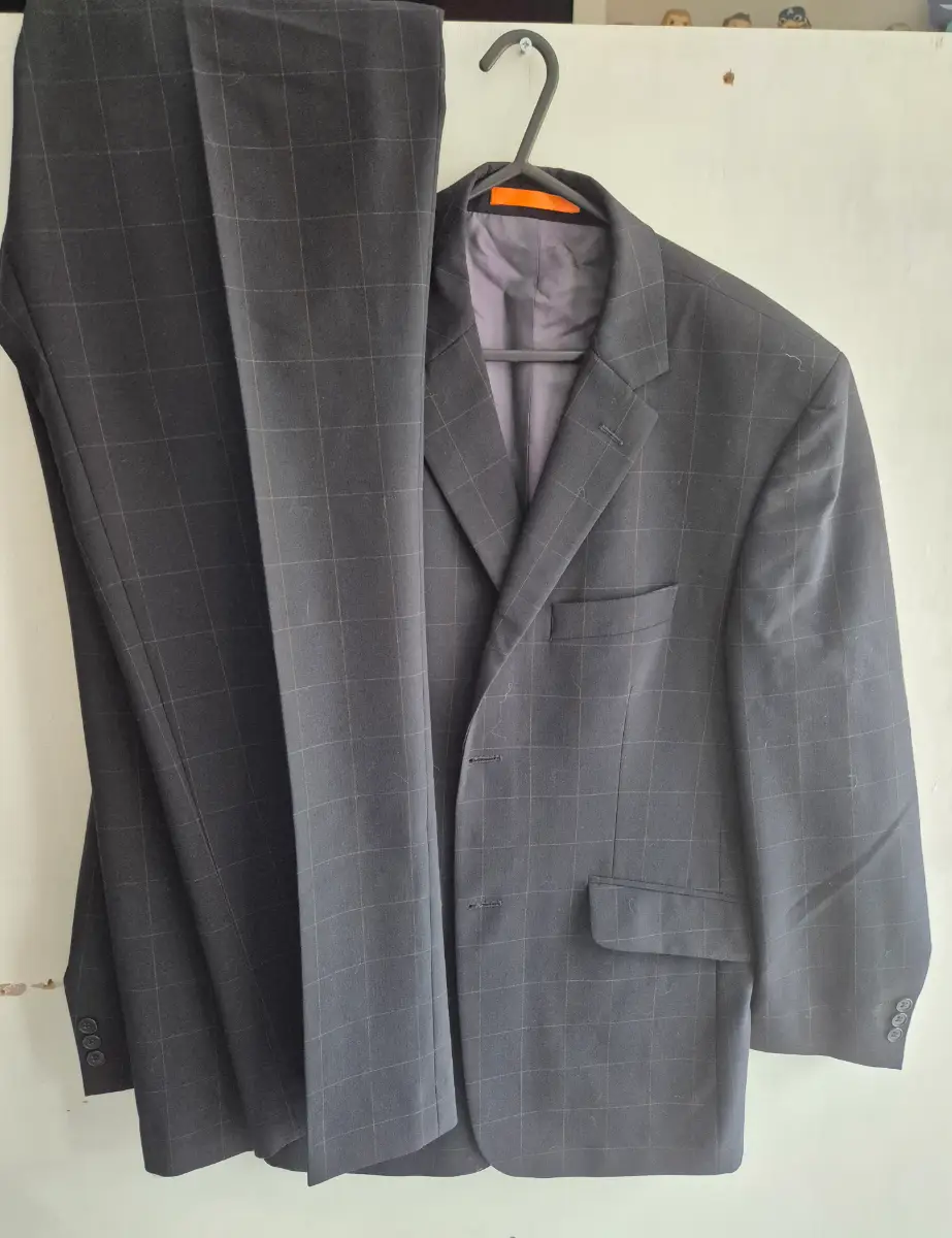 Karl Jackson 2 piece dark navy suit