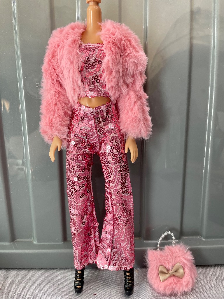 Barbie doll pink sequin trousers & top, earrings, shoes, faux fur coat & bag NEW