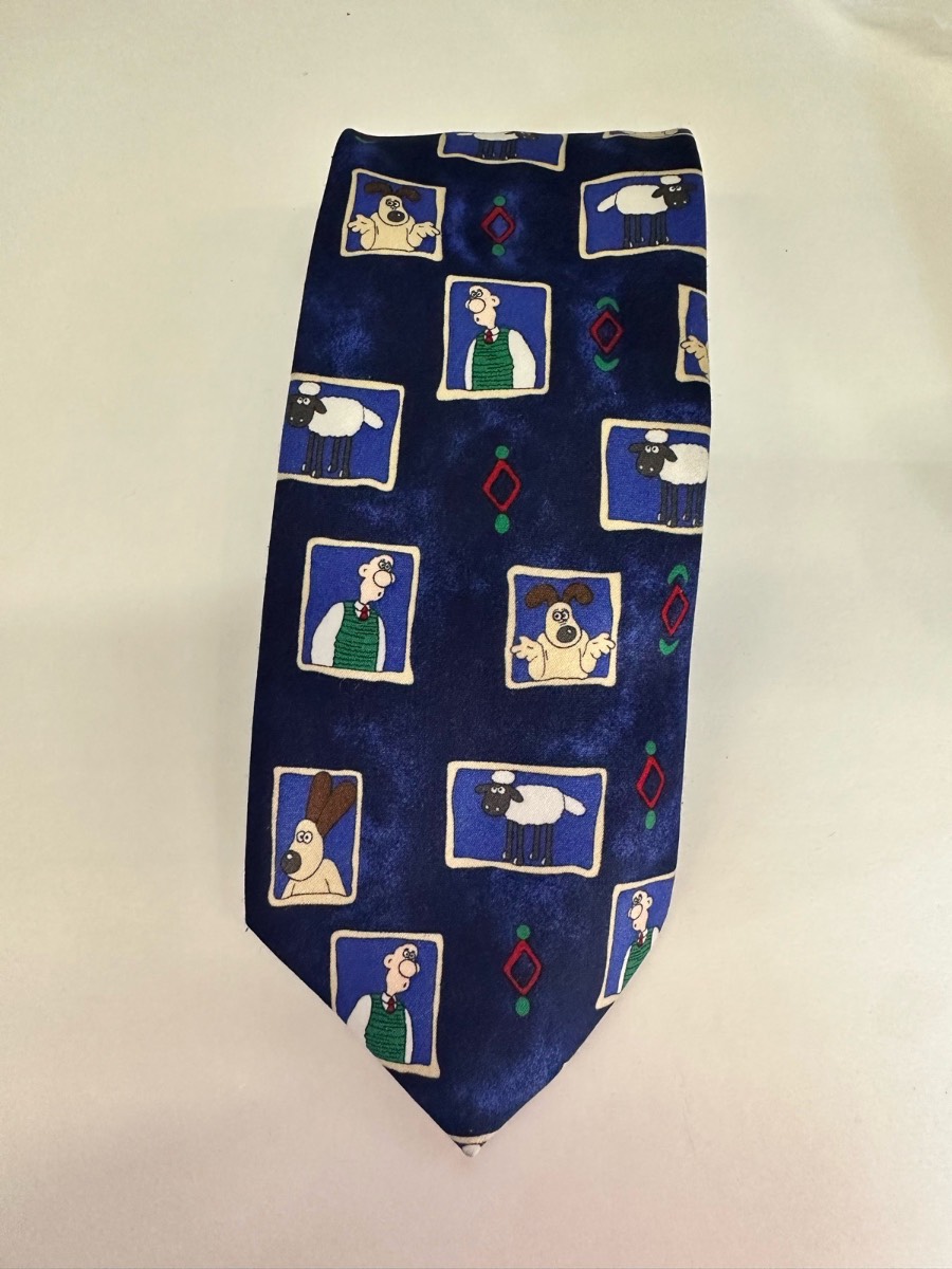 Wallace and Gromit St Michael tie