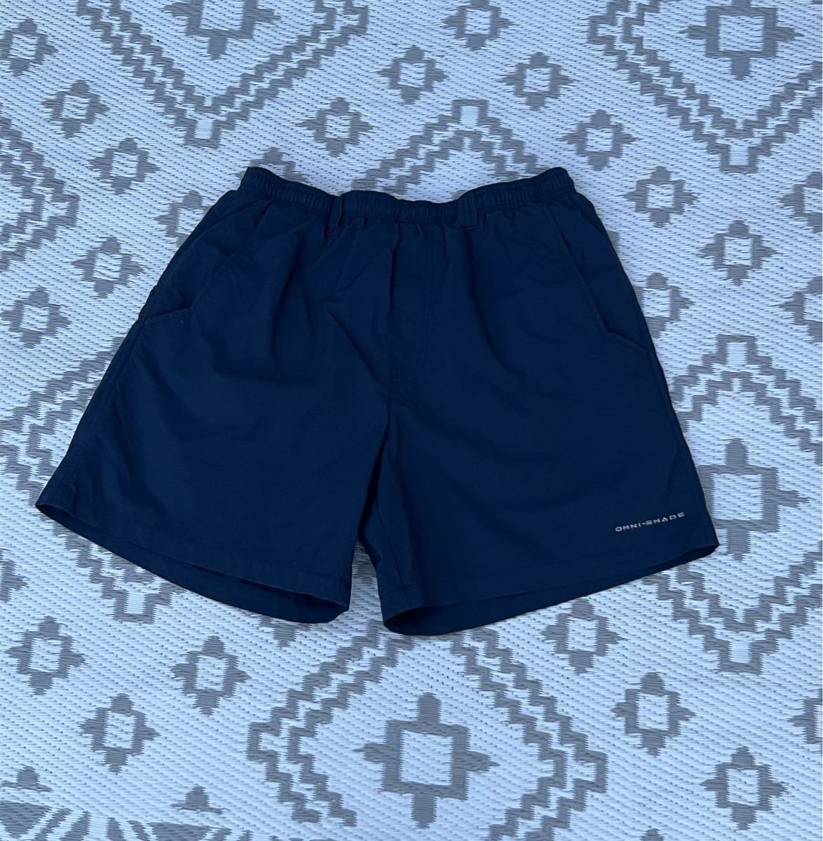 Columbia sportswear company men's Navy 100% nylon summer swim shorts activewear size medium