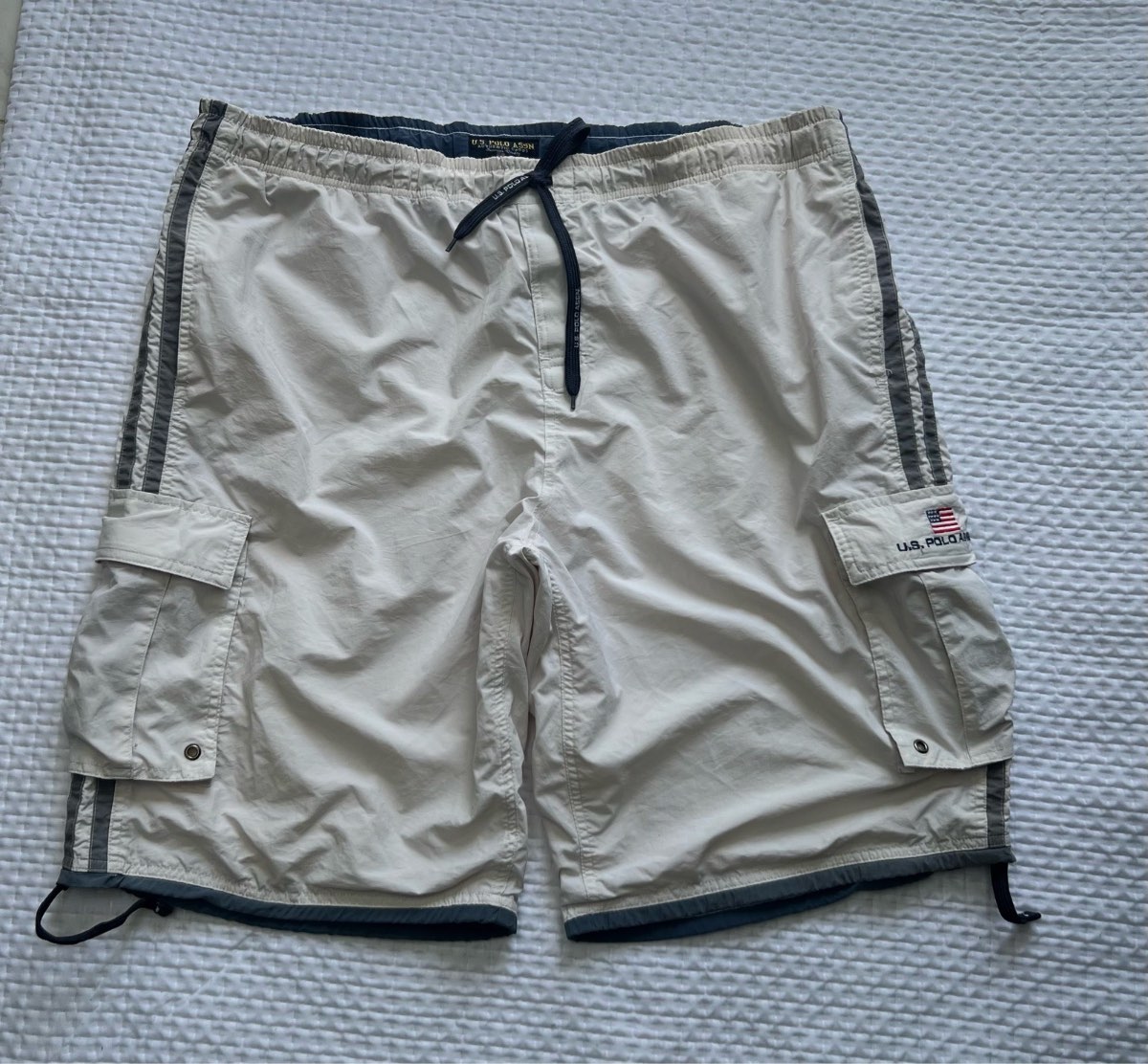 US Polo Assn superior quality men’s Beige 100% nylon summer swim shorts. Size XXL