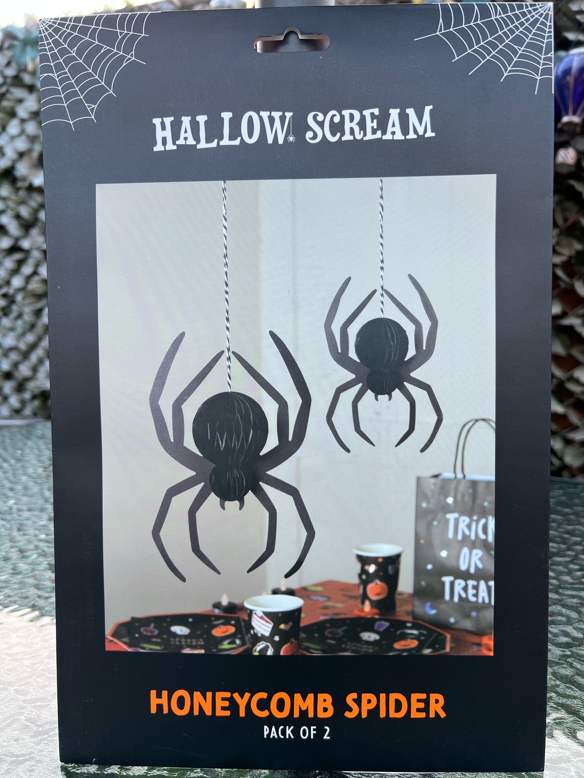 Halloween Hallow Scream Honeycomb SPIDER Party Decoration Pack Of 2. BLACK NEW
