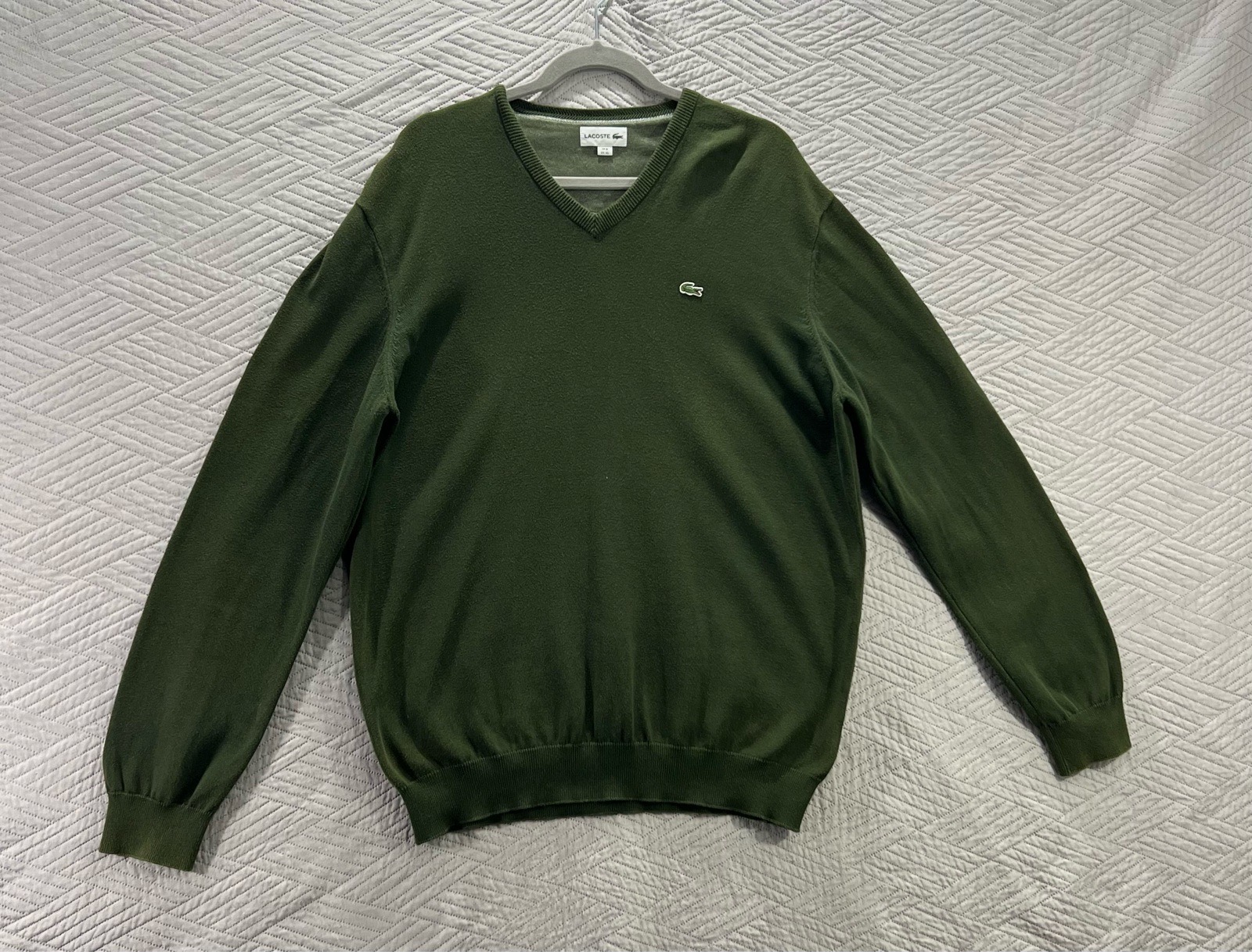 Lacoste’ men’s dark green 100% cotton v-neck long sleeve knitted cardigan size XL