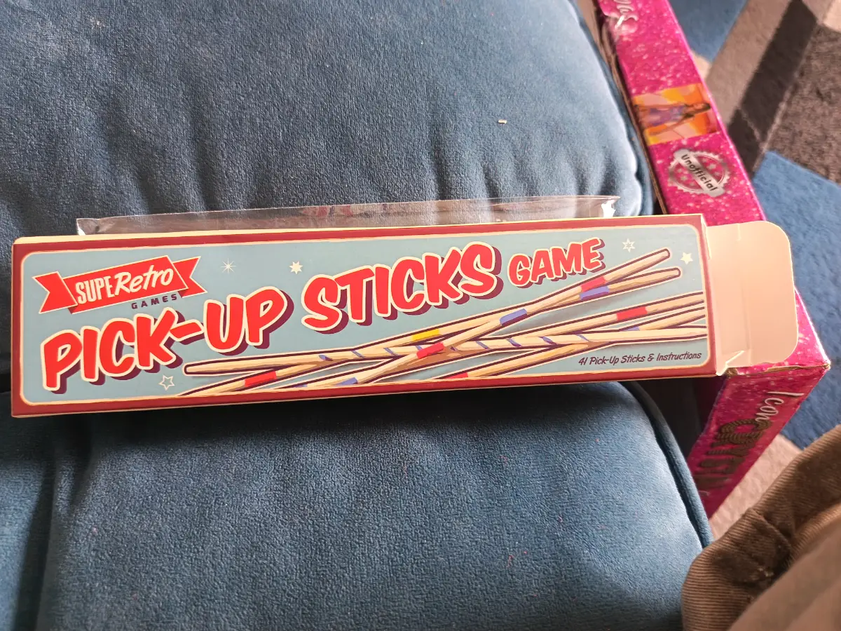 Pick up sticks game