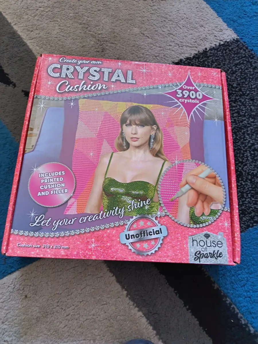 Create your own crystal cushion