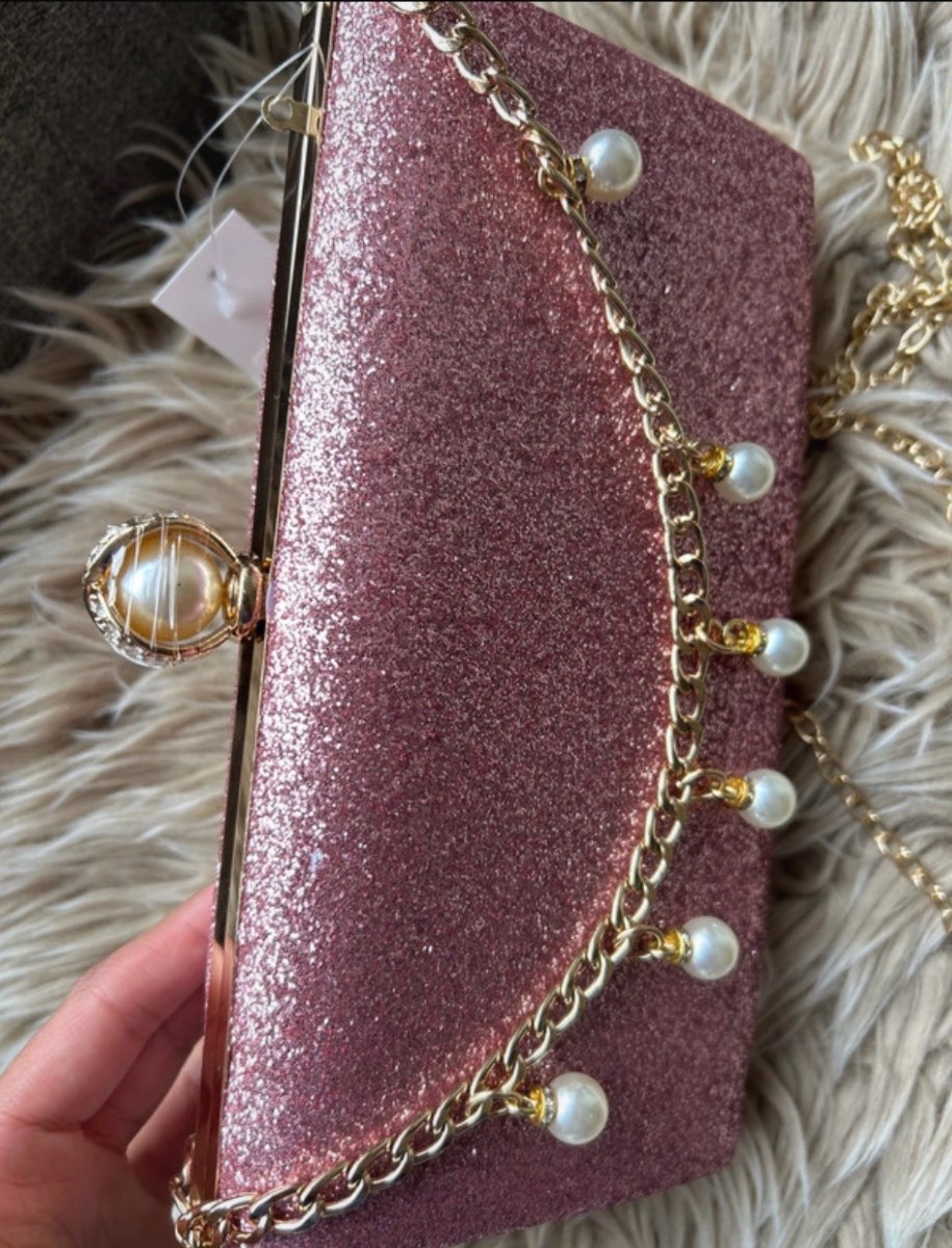 Brand new Ladies Handbags and shoulder bags