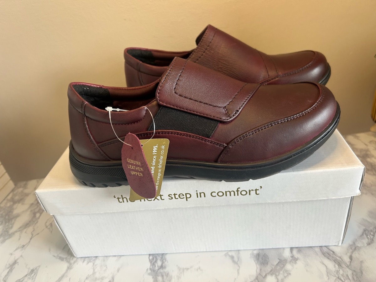 Dr.keller Geunine Leather women slip on Shoes