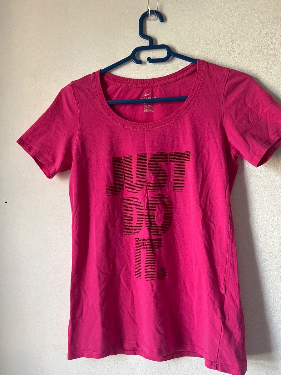 Nike Women's Just Do it  top