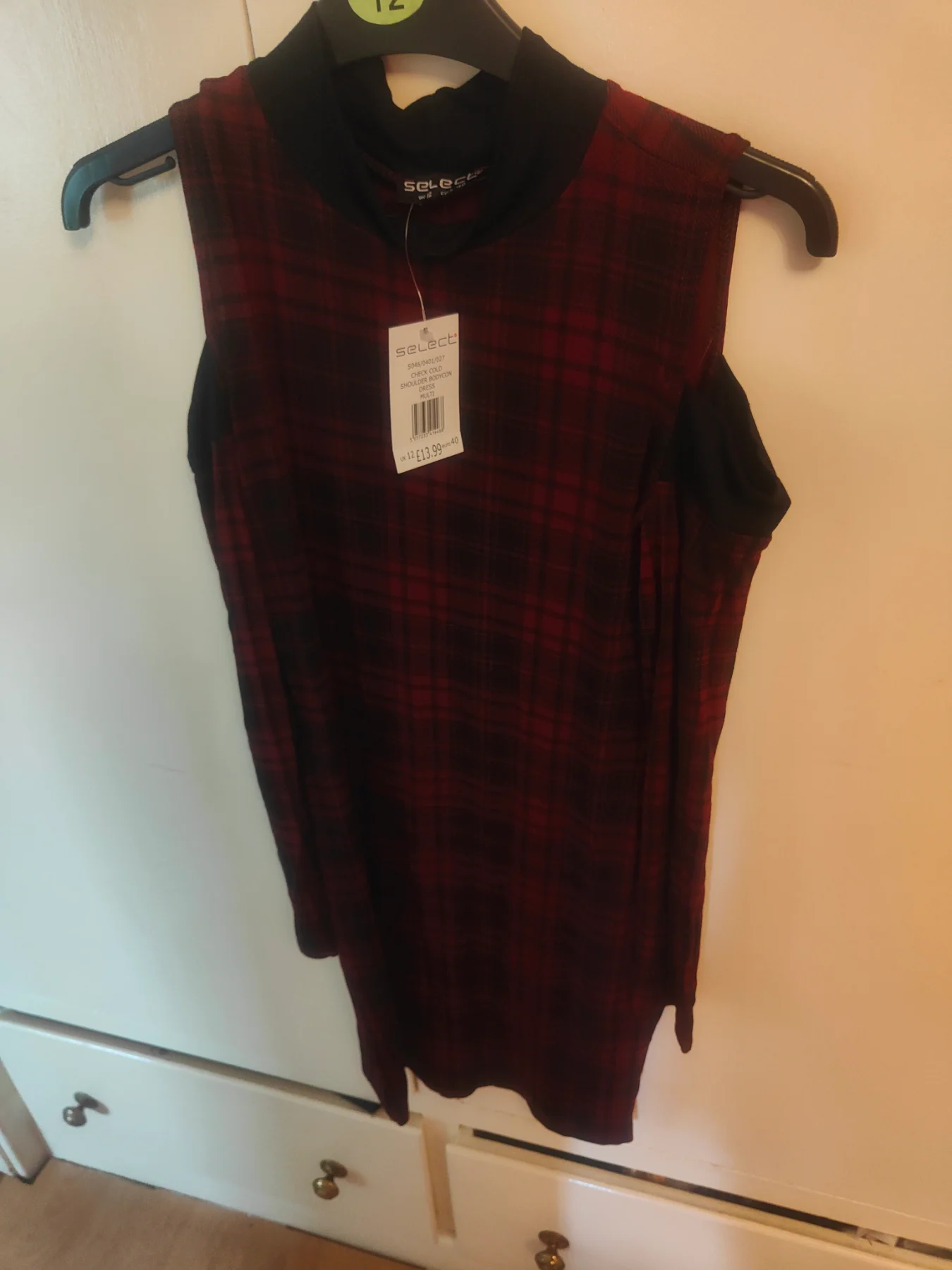 Select cut out shoulder dress size 12