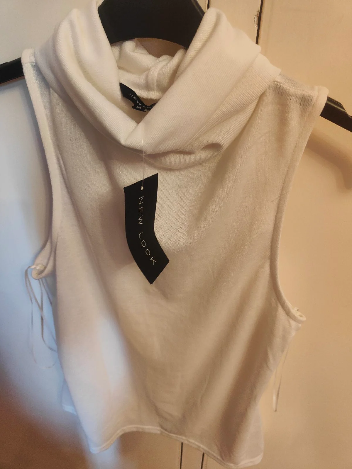 New look size 10 sleeveless top