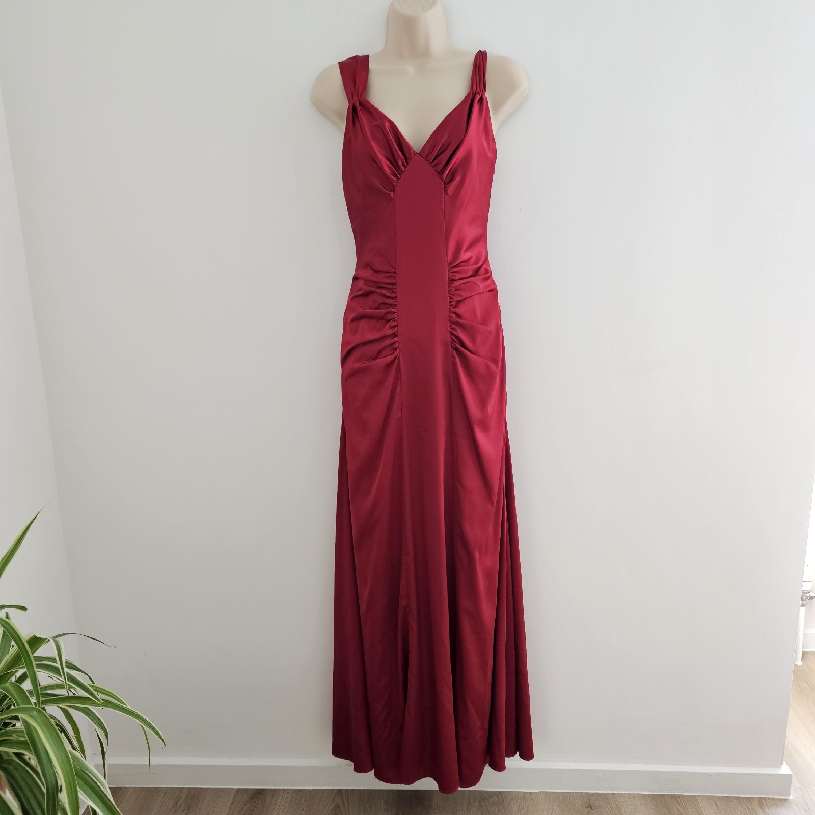 Vtg Red satin ruched maxi dress sleeveless black-tie wedding formal prom 90s Y2K 6-8