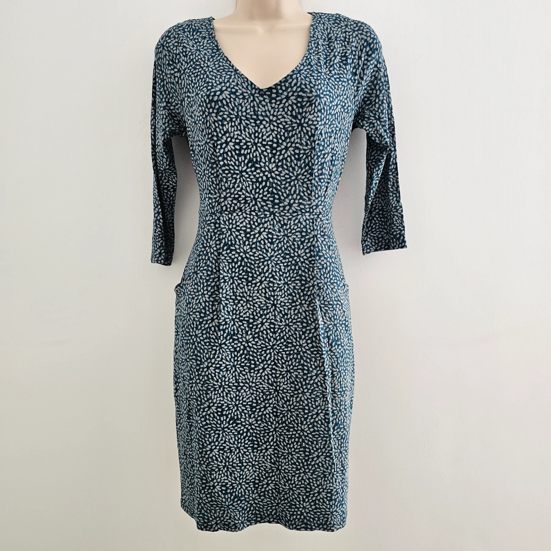 Blue petal print sheath dress viscose 3/4 sleeves pockets work holiday casual 10