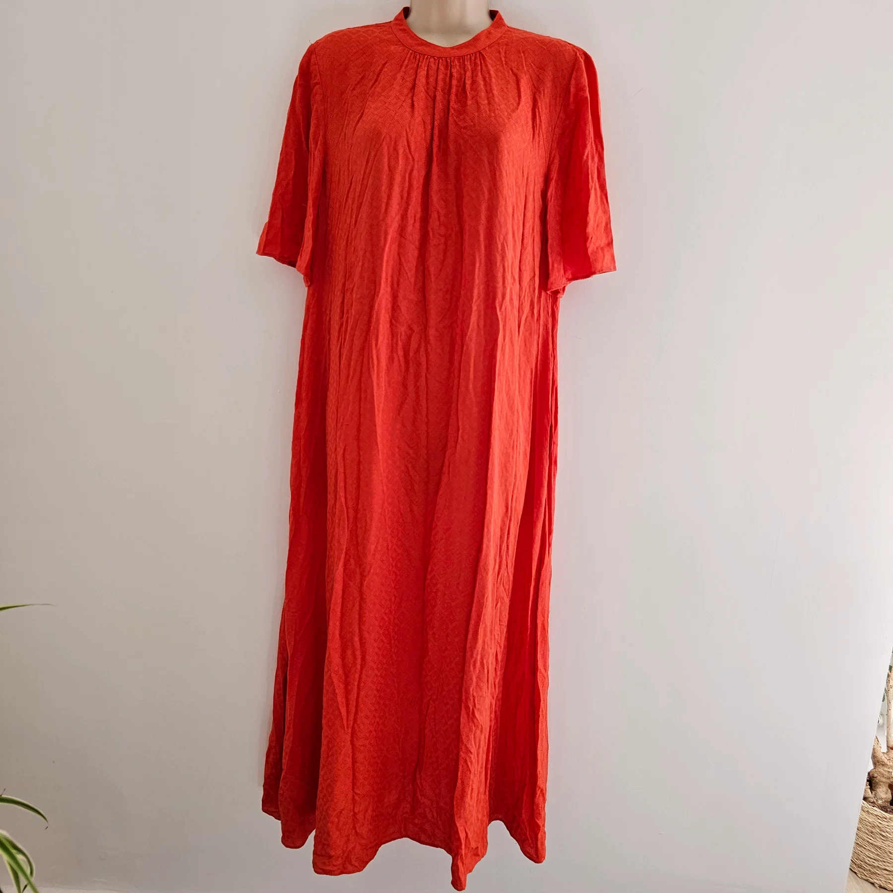 Orange maxi dress short sleeves rayon pockets loose fitting minimalist Scandi Small