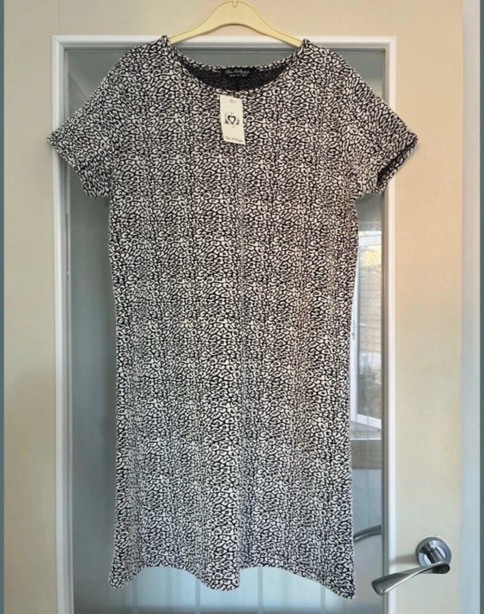 Miss Selfridge - black and white dress size 10
