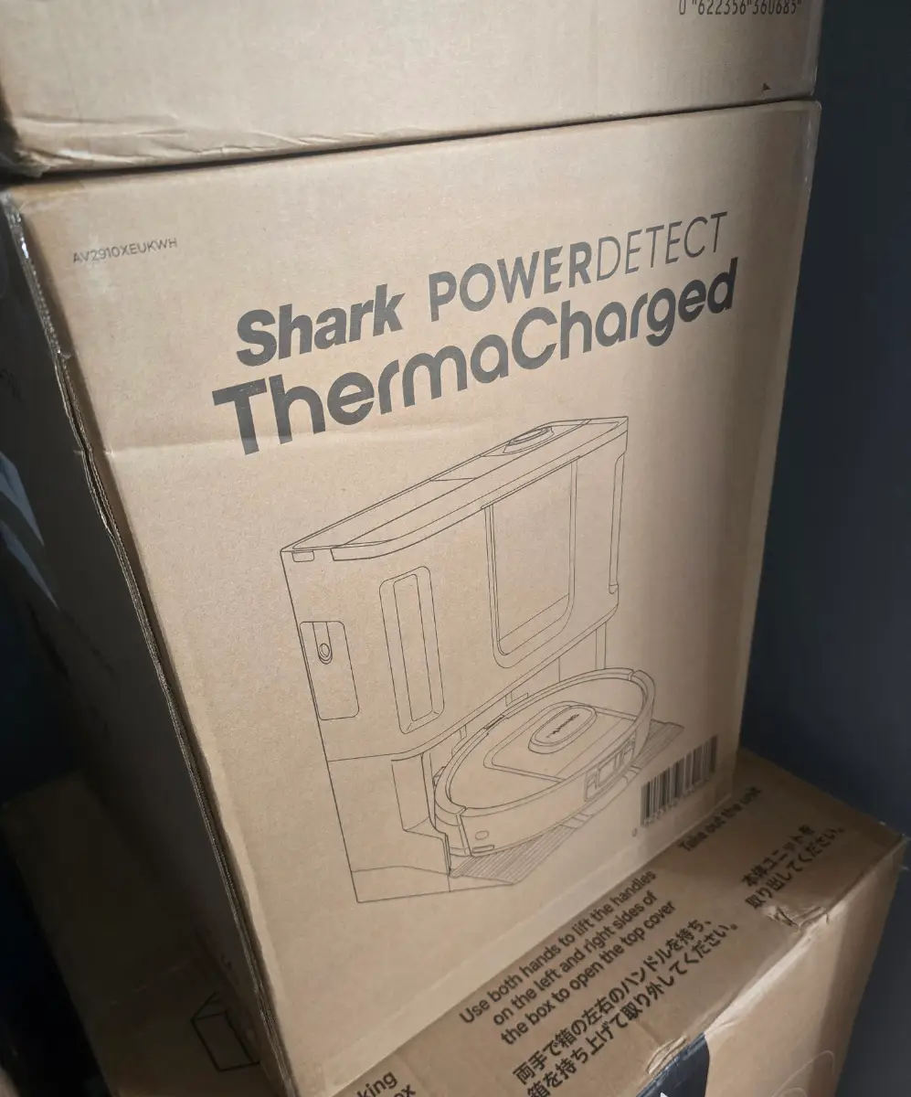 Shark ThermaCharged PowerDetect Wet & Dry Robot Vacuum AV2910XEUKWH
