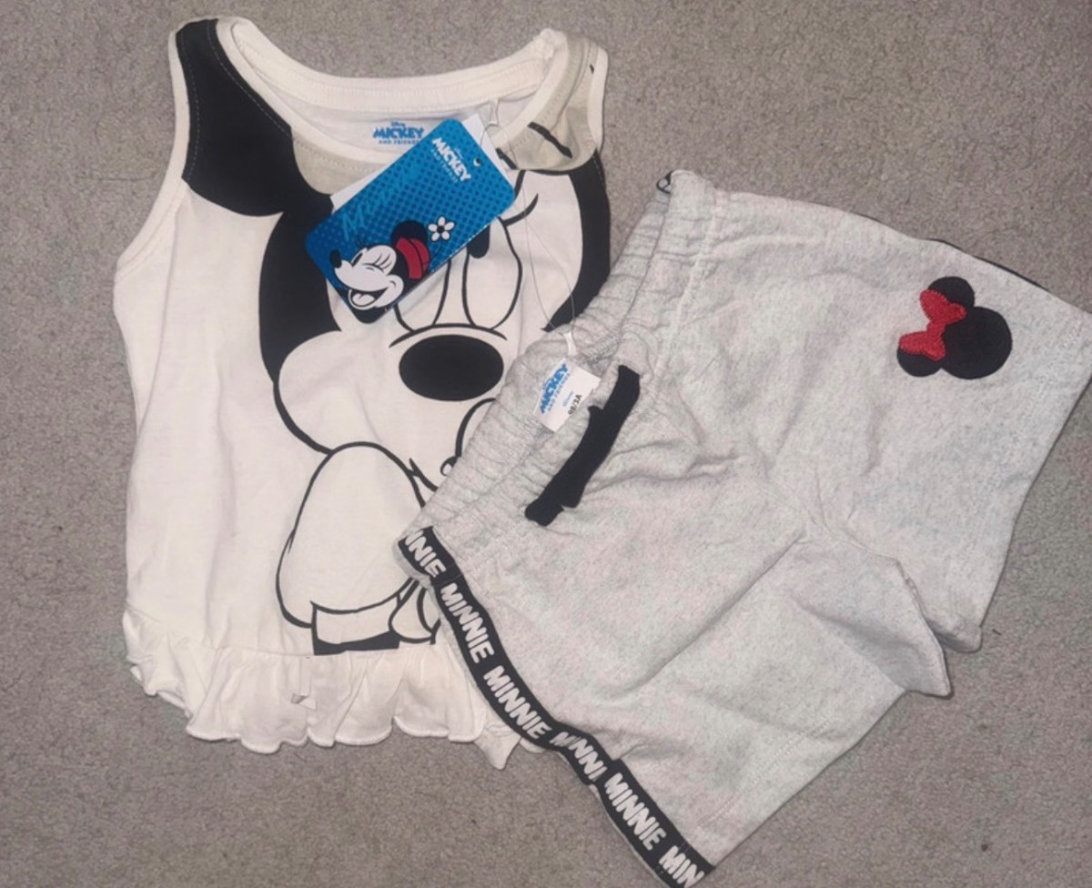 Age 3 years Minnie Mouse 2pc set, top and shorts. New with tags.
