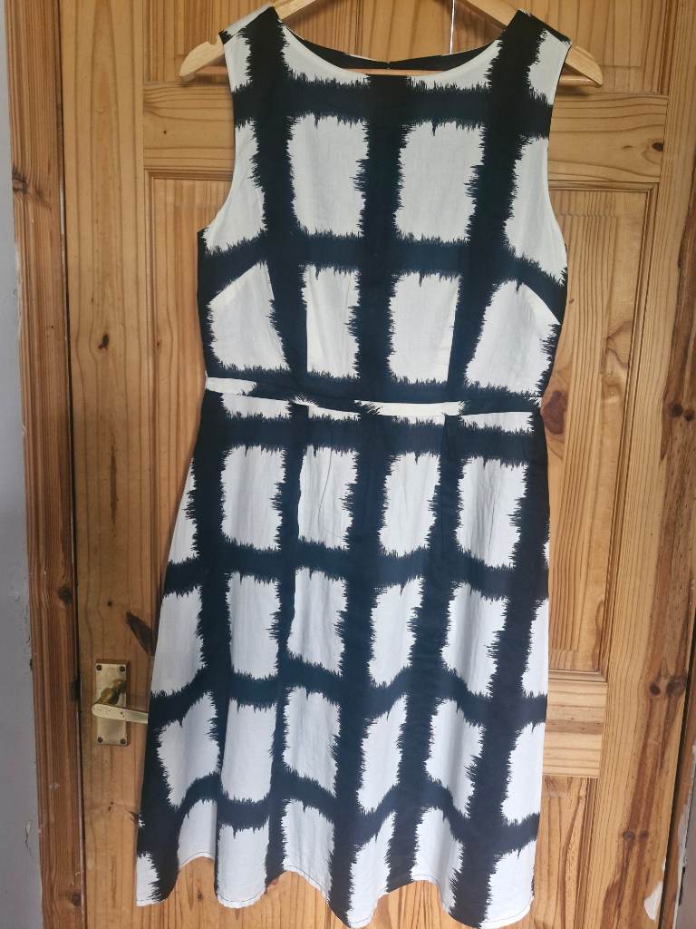 Tu Black and White Mono Modernist Cotton A-Line Dress Size 10