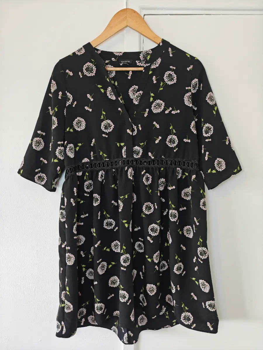 River Island, Black, Floral Dandelion Print, Boho, Lightweight Casual Smock Dress, UK Size 10.