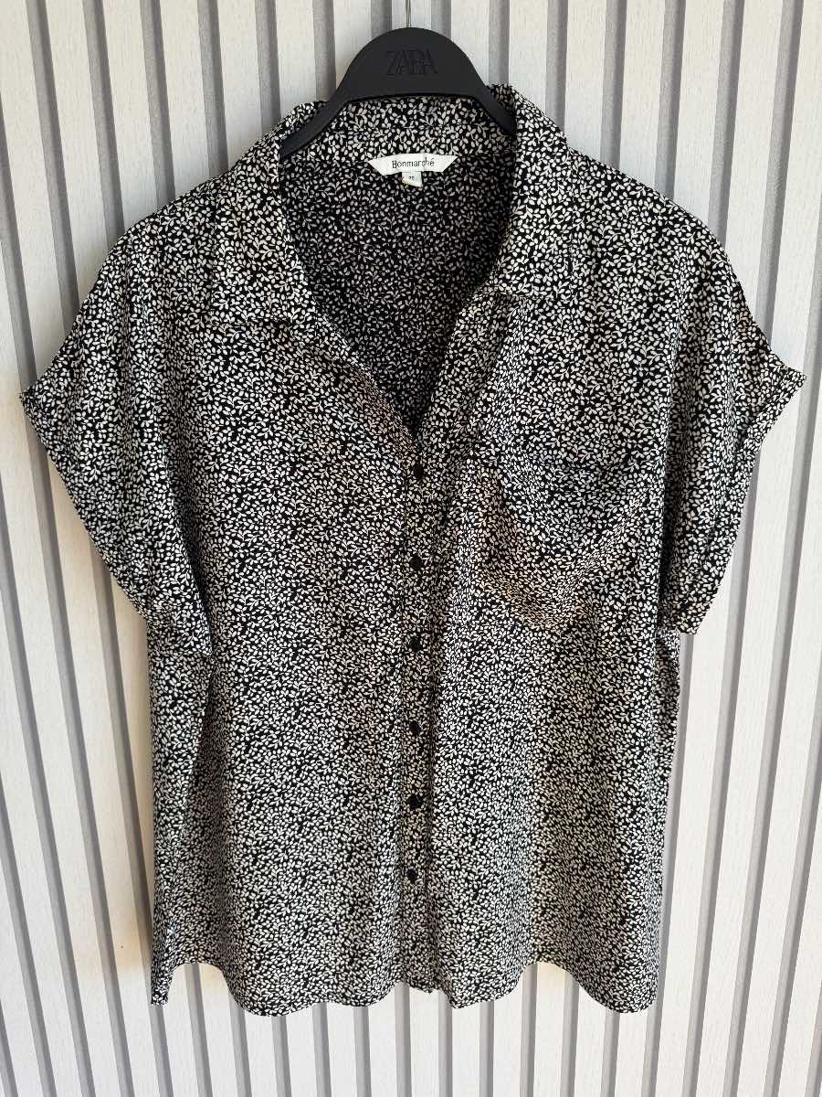 Bonmarche black & white printed short sleeve blouse size 20